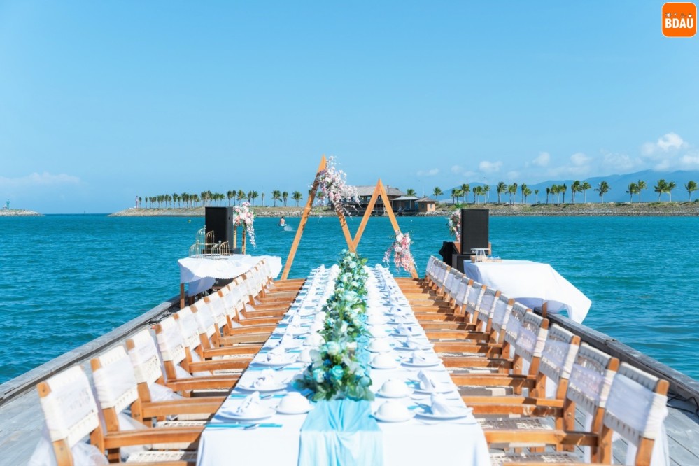 Top 10 địa điểm tổ chức tiệc cưới ven biển sang trọng và lãng mạn nhất Nha Trang