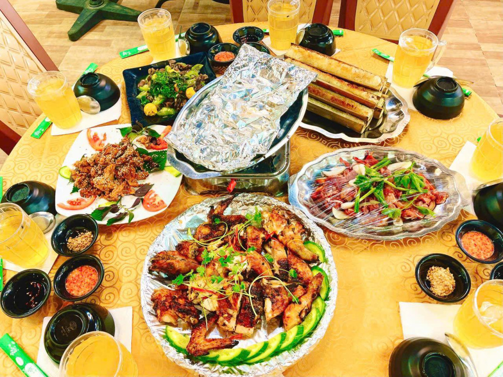 Nhà Hàng Xứ Phan