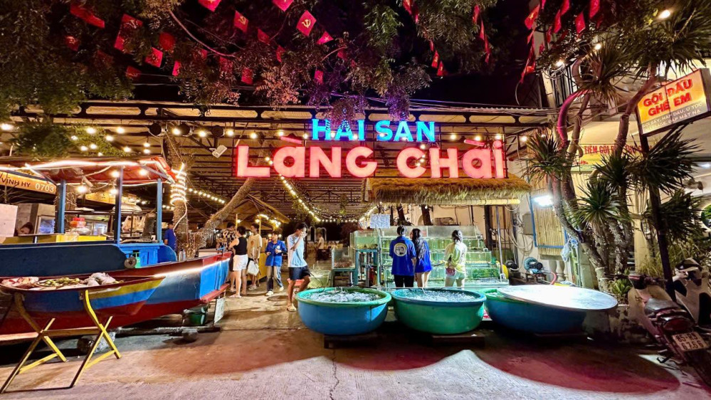 Hải Sản Làng Chài Vĩnh Hy