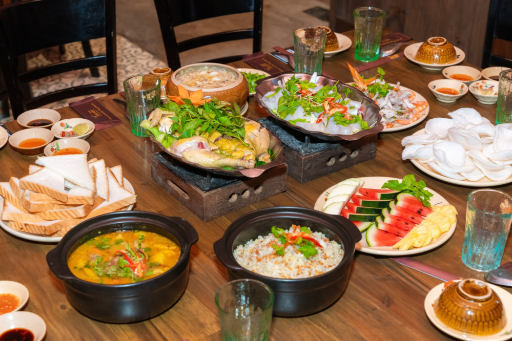 Nhà Hàng Làng Ngon Corner