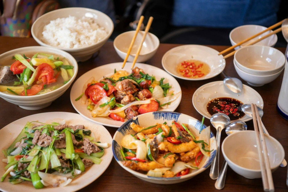 Quán Bà Hương - Vịnh Vĩnh Hy