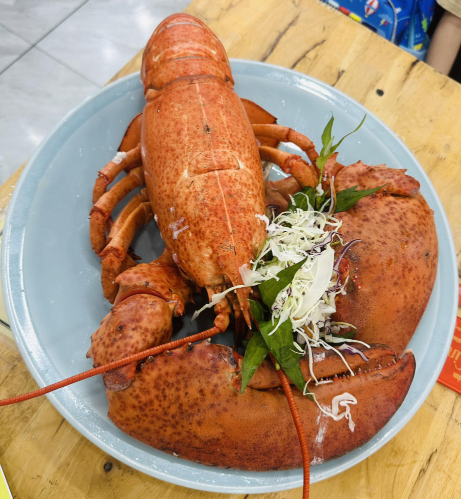 Nhà Hàng Hải Sản Hà Linh