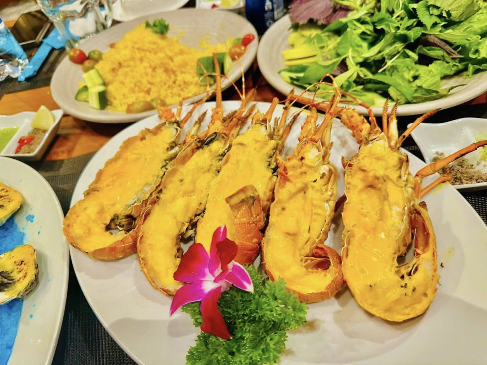 Nhà hàng Hải Sản Làng Tôm