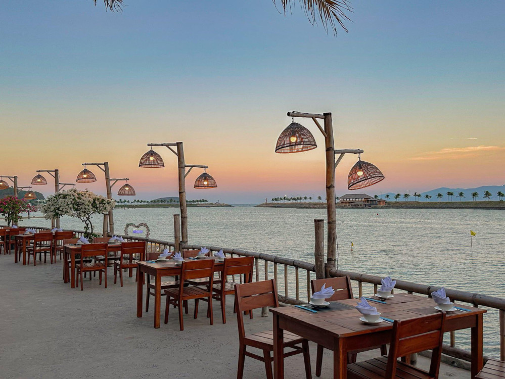 Nhà hàng Hải Sản Làng Tôm