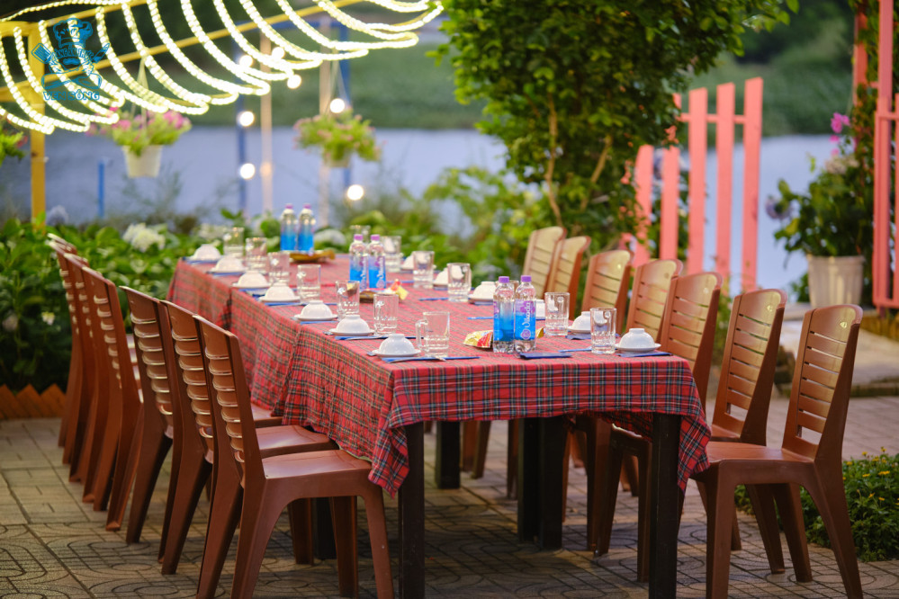 Làng Ẩm Thực Ven Sông