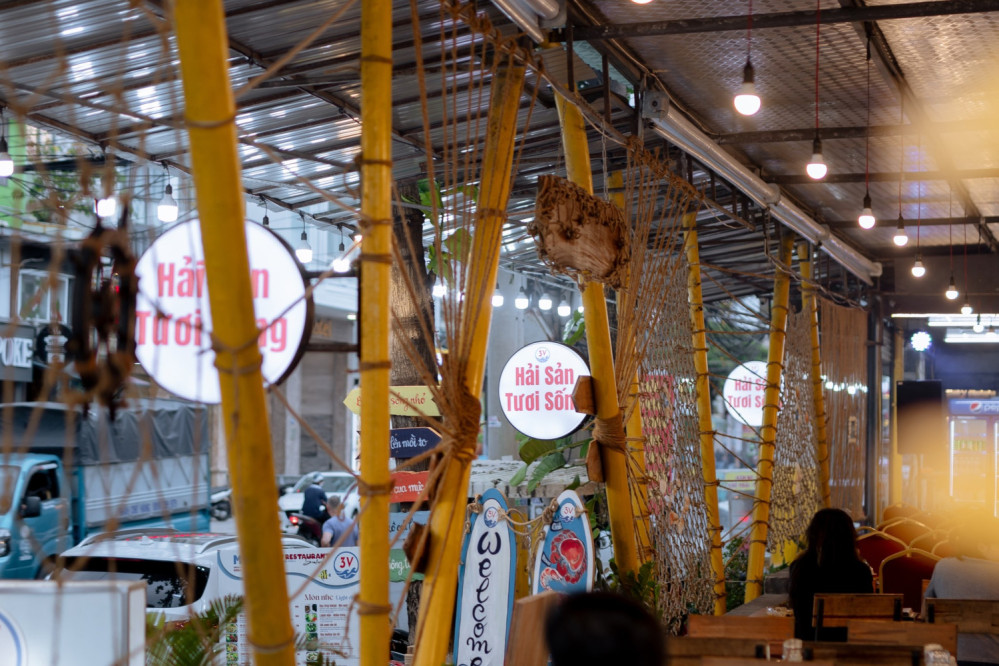 Nhà hàng Hải sản Tươi sống 3V