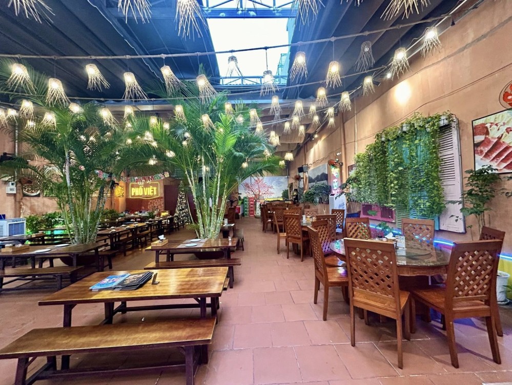 Nhà Hàng Hải Sản Phố Việt