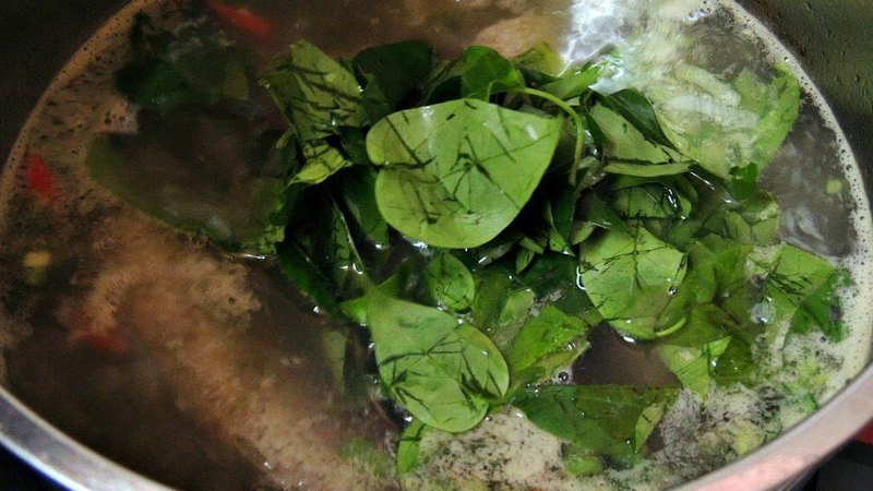 2 cach nau ga la giang thit dai nuoc thom dam da 202103092012195255