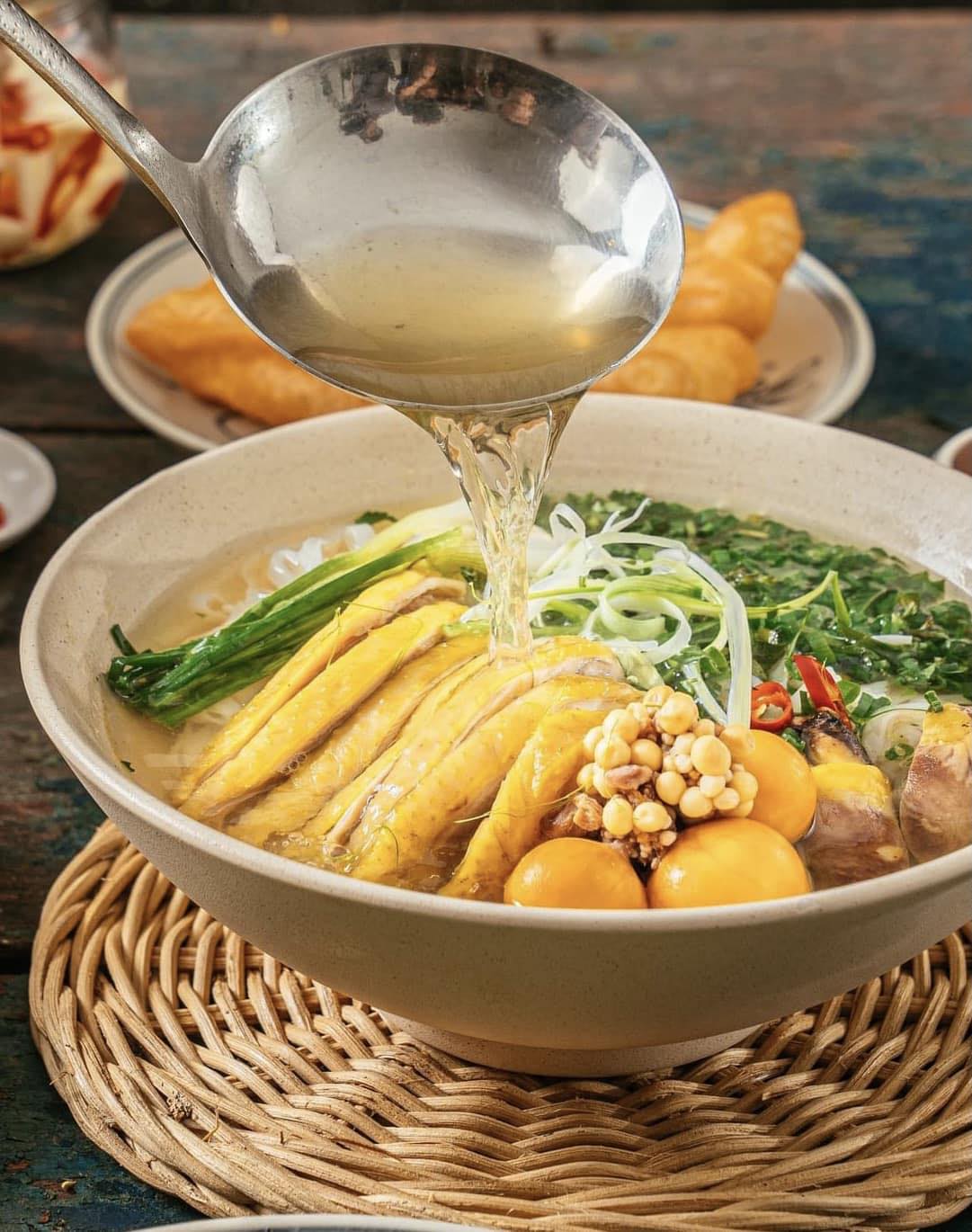 Top Quán/ Nhà Hàng Món Ăn Quốc Dân Tại Khánh Hòa